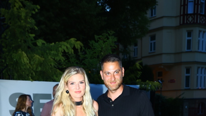 FOTO: Nikol Leitgeb s manželem na BigBoard party ve Varech.