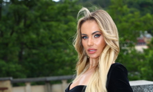 Natálie Kočendová si těhotenství užívá. Kráska se pochlubila rostoucím bříškem v plavkách 