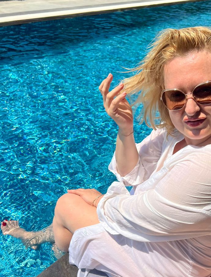 Miluše Bittnerová prozradila Lifee.cz, že bude požadovat odškodnění, vzhledem k tomu, že hotel ani cestovní kancelář nenabídli u drahého zájezdu s příslibem klidné rodinné dovolené žádné řešení problému. 