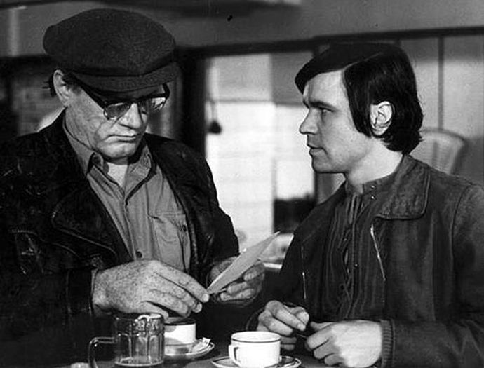 snímek z filmu Smrt si vybírá, vpravo Václav Postránecký
