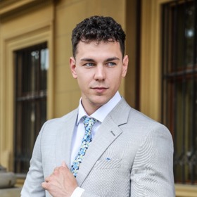 Finalista č. 2, Rostislav Baďura, je pilot.