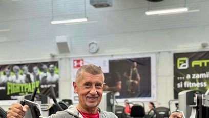 FOTO: Andrej Babiš v posilovně.