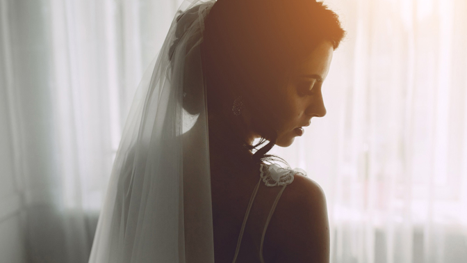 Příběhy o tchánech a tchyních: Budoucí tchyně mi zkazila svatbu. Její nechutná hra se mi vryla do paměti