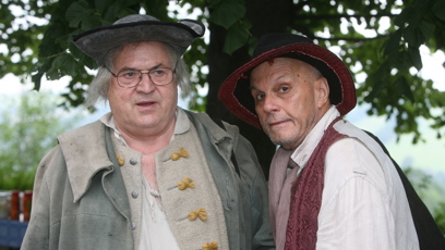 FOTO: Bronislav Poloczek a Jan Přeučil během natáčení filmu Máj.