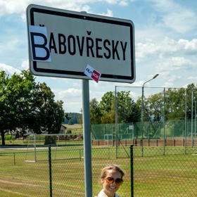 Obec Žabovřesky byla inspirací pro vznik Babovřesk.