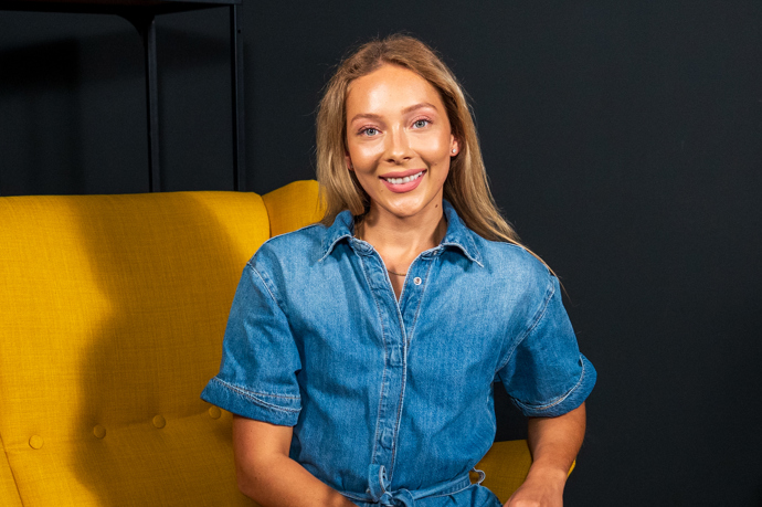 Veronika Přikrylová v pořadu eXtra Host promluvila o Adamu Raiterovi.