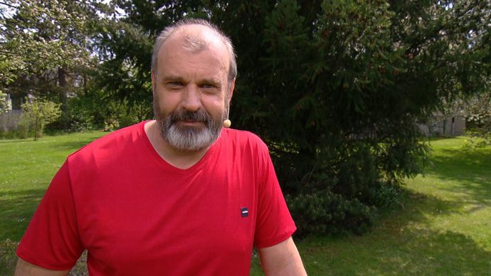 Petr Rychlý uvádí s plnovousem také pořad Rady ptáka Loskutáka. 