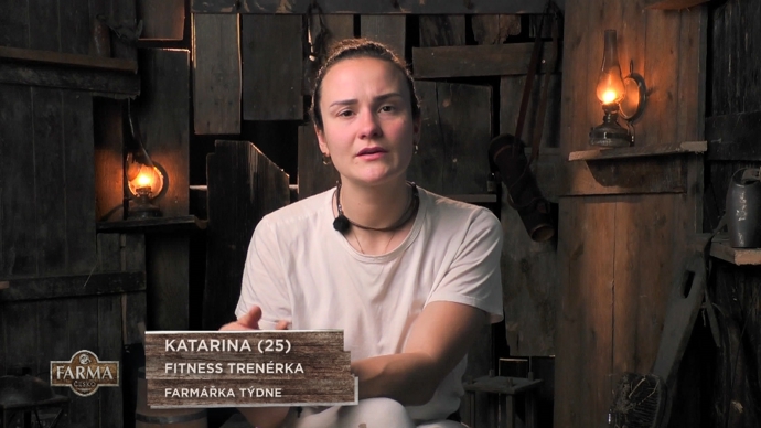 Kateřina se chová jako diktátor.