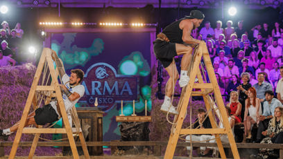 FOTO: Vojtěch Tichava a Adam Raiter při prolézačce.