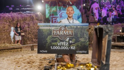 FOTO: Farma Česko má svou hrdinku! Titul farmářky roku si spolu s milionem korun odnáší Veve.