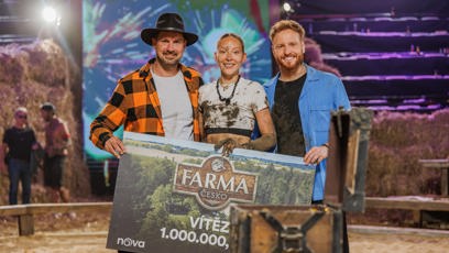 FOTO: Farma Česko má svou hrdinku! Titul farmářky roku si spolu s milionem korun odnáší Veve.