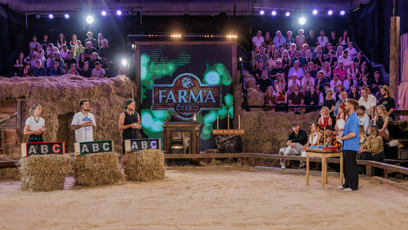 FOTO: Farma Česko má svou hrdinku! Titul farmářky roku si spolu s milionem korun odnáší Veve.