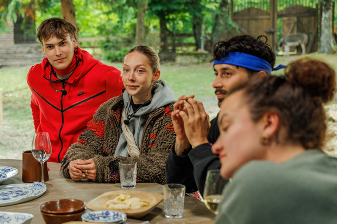 Veve určila do duelu Javiera.