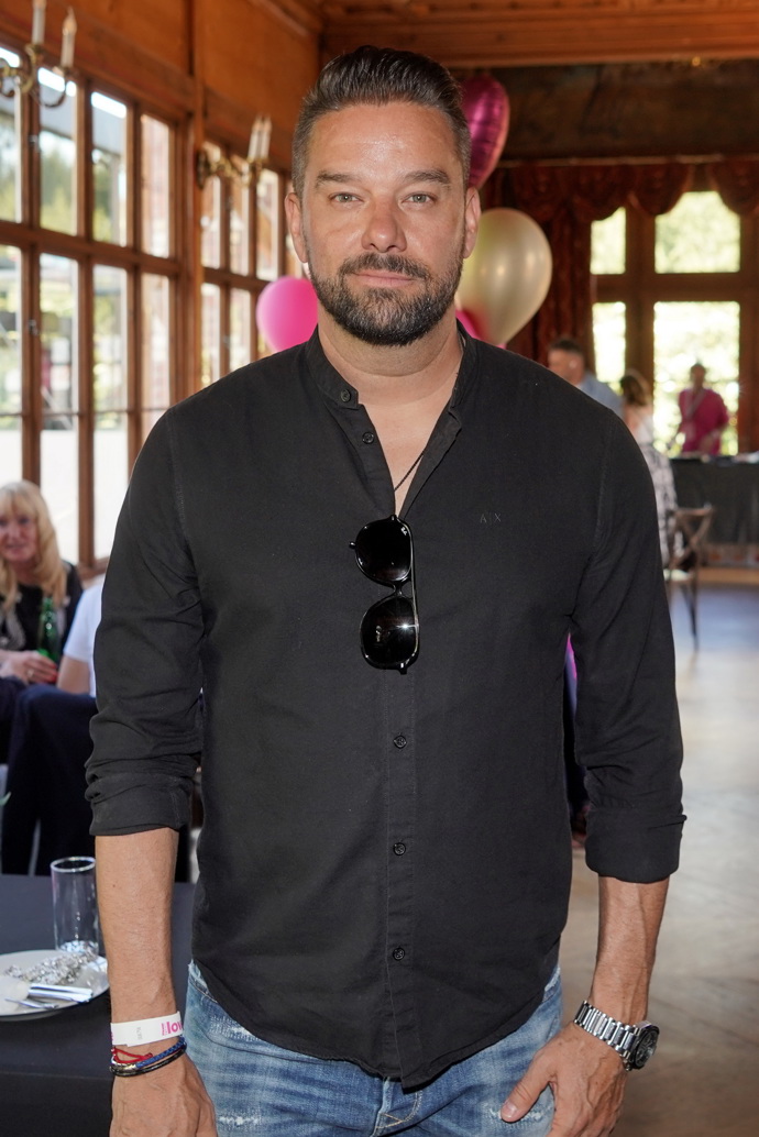 Řídí se heslem, že krása není jen pro ženy, ale i pro pány, kteří o sebe chtějí pečovat. 