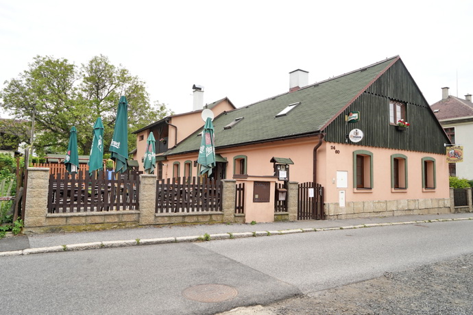 Restaurace Ořechovka v roce 2024 ukončila svůj provoz.