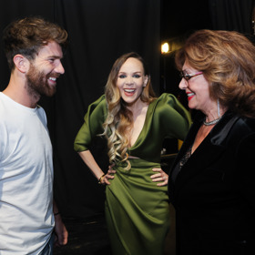 Včelař jí naprosto učaroval, protože má ráda muže, kteří se živí fyzickou prací.