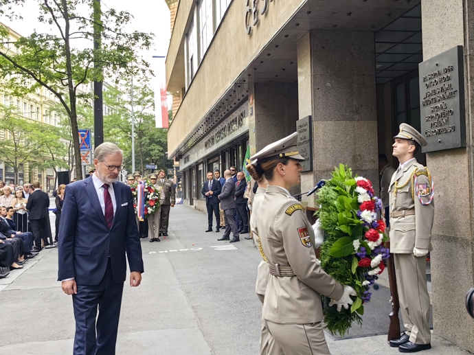 Petr Fiala na vzpomínkové akci.