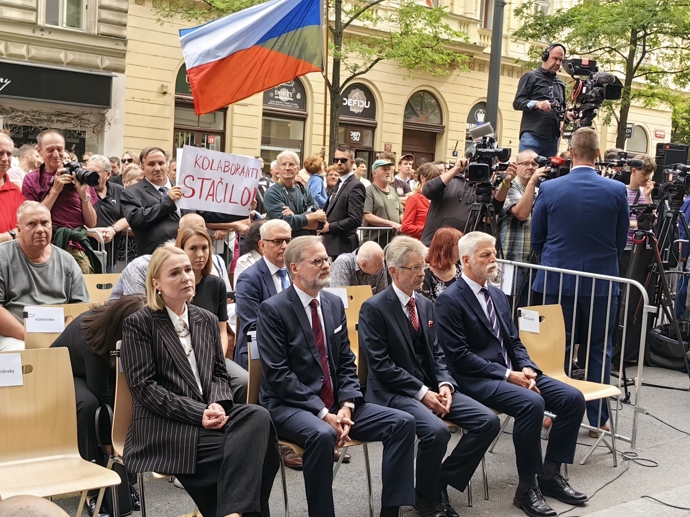 Nejvyšší politici.