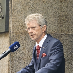 Miloš Vystrčil zavzpomínal na Danu Drábovou.