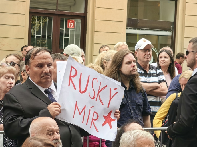 Lidé vyjadřovali jasné postoje.