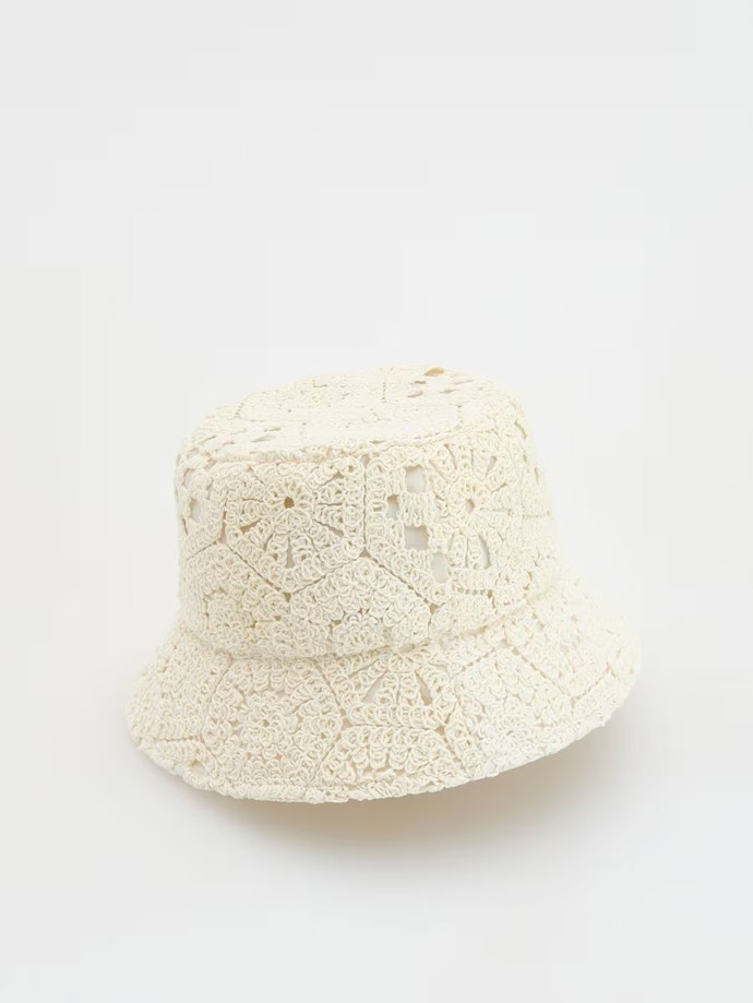 Ažurový klobouk typu bucket, Reserved, 499 Kč