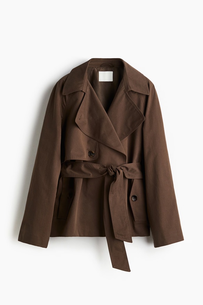 Krátký trenčkot, H&M, 1 099 Kč