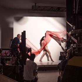 Irina Shayk ztvárnila vítr.