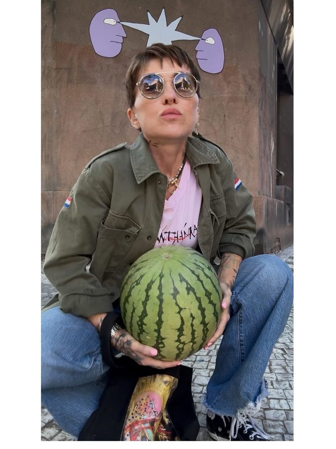 Kaira Hrachovcová šla nakrátko.