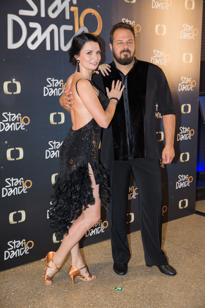 V roce 2019 se Ondřej Ládek zúčastnil 10. řady taneční soutěže StarDance. Jeho taneční partnerkou byla Markéta Dostálová. 