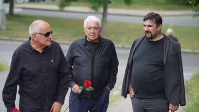 FOTO: Miloš Schmiedberger, Jiří Krampol a Tomáš Magnusek na jednom z pohřbů.