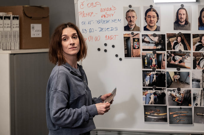 Nejvíce si Marta Dancingerová užívala scény v exteriéru. Scény v kanceláři pro ni byly málo akční. 