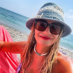Lucie Borhyová se toho nebojí. 