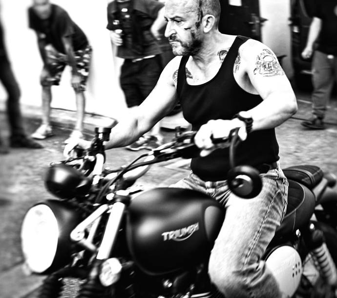 Martin Hofmann na motorce.