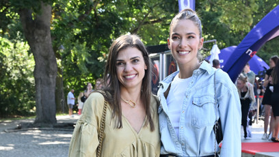 FOTO: Denisa Pfauserová a Andrea Bezděková na tiskovce Novy.