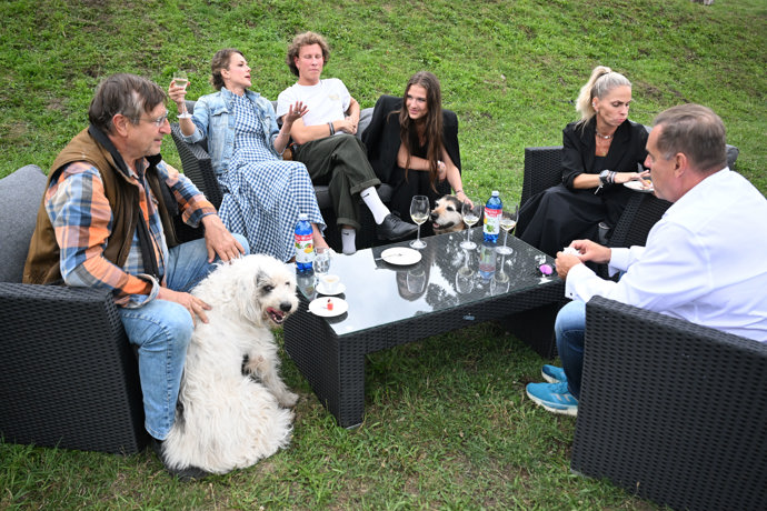 Party televize Prima byla plná dobré nálady a alkoholu.