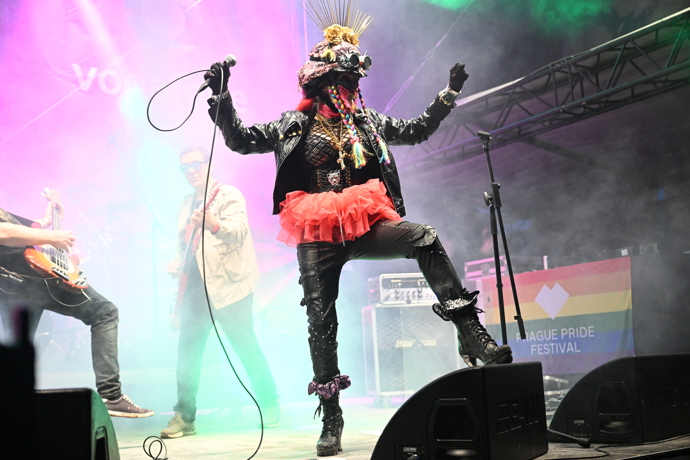 Prague Pride roztančila a rozezpívala Jana Kratochvílová alias Uriel.