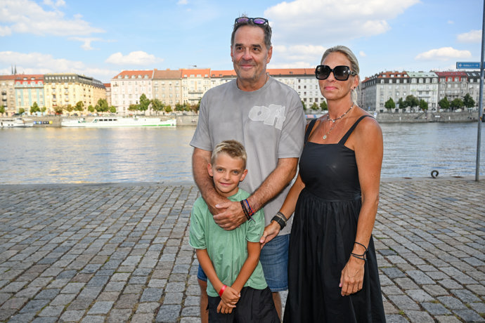 Miroslava Etzlera udržuje syn Samuel ve formě.