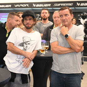 Vladimír Šmicer se Sagvanem Tofim.