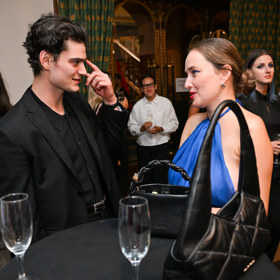 Josef Trojan měl neustále společnost.