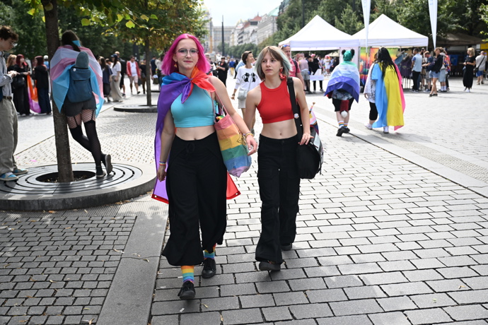 Prague Pride 2025 byl plný rozmanitých oblečků. 