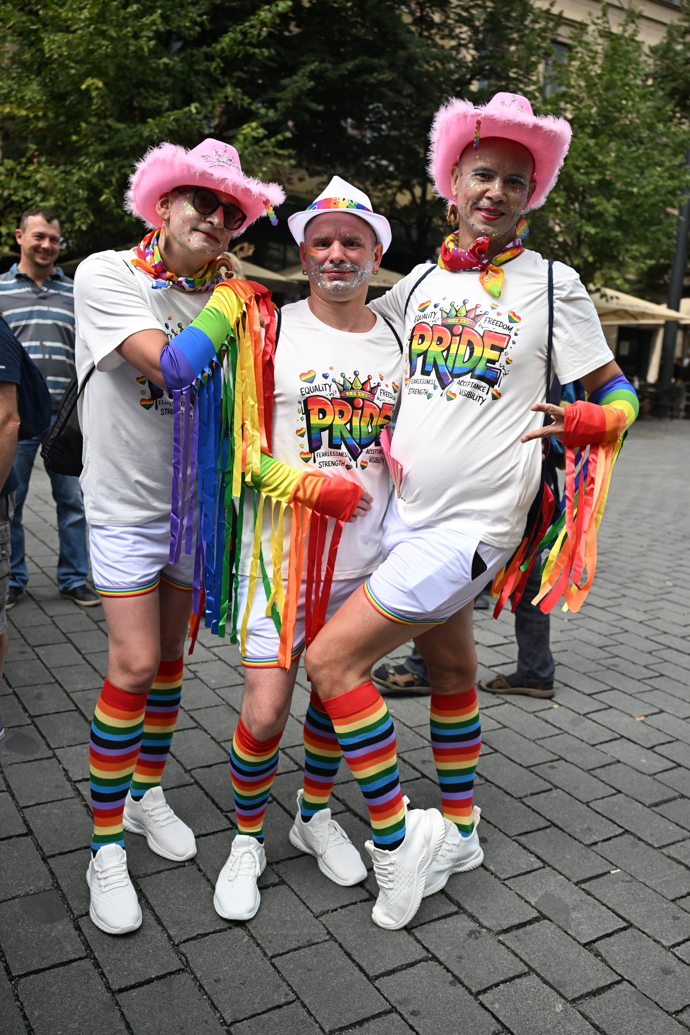 Prague Pride 2025 byl plný rozmanitých oblečků. 