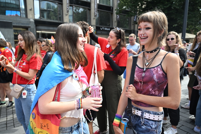 Prague Pride 2025 byl plný rozmanitých oblečků. 