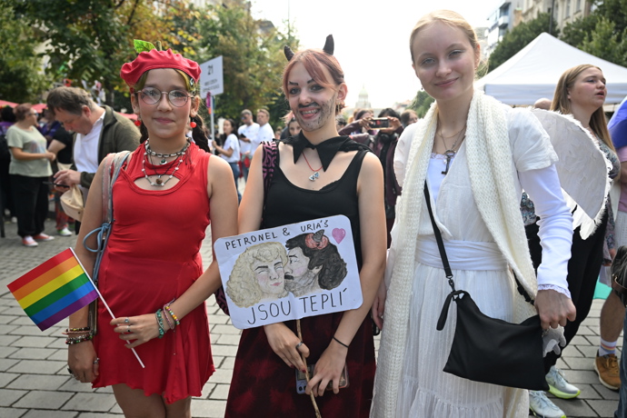 Prague Pride 2025 byl plný rozmanitých oblečků. 