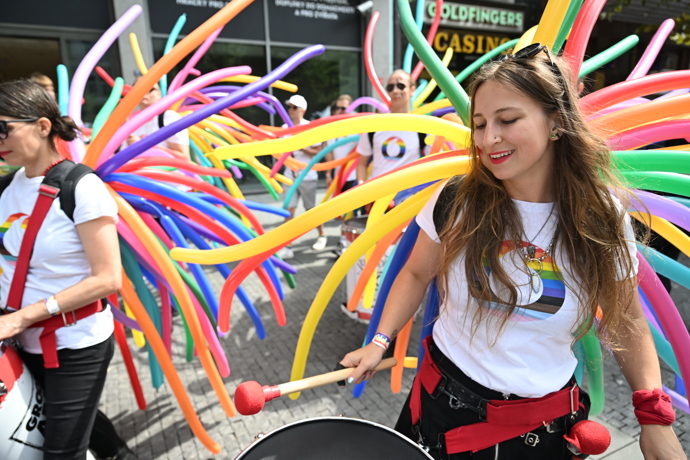 Prague Pride 2025 byl plný rozmanitých oblečků. 