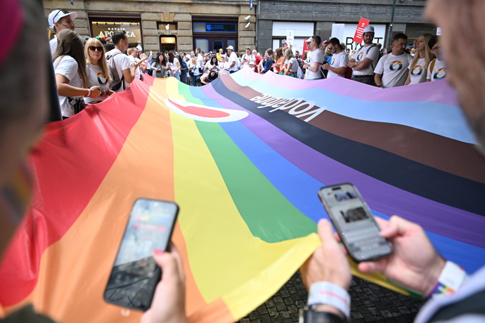 Prague Pride 2025 byl plný rozmanitých oblečků. 