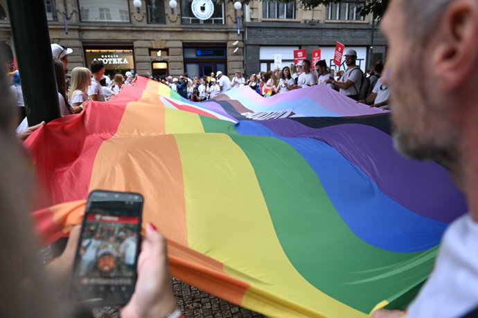 Prague Pride 2025 byl plný rozmanitých oblečků. 