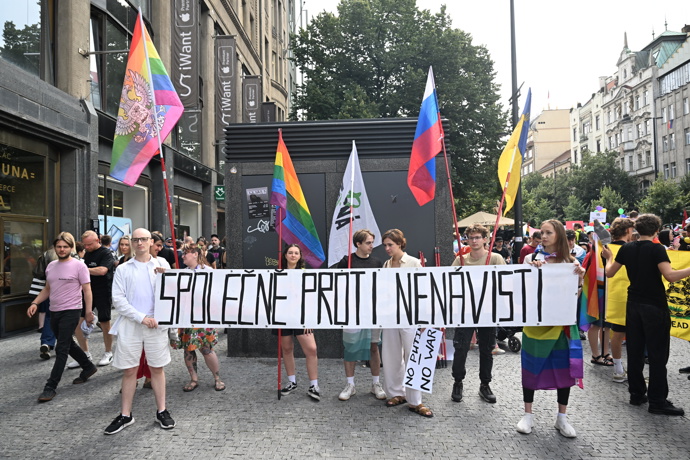 Prague Pride 2025 byl plný rozmanitých oblečků. 