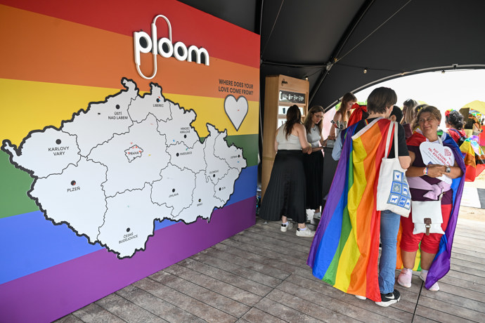 Na Prague Pride se sjíždějí lidé z celé republiky.