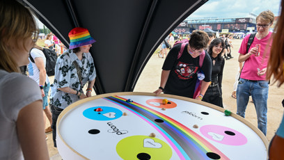FOTO: Redakce eXtra.cz vyzpovídala návštěvníky Prague Pride.