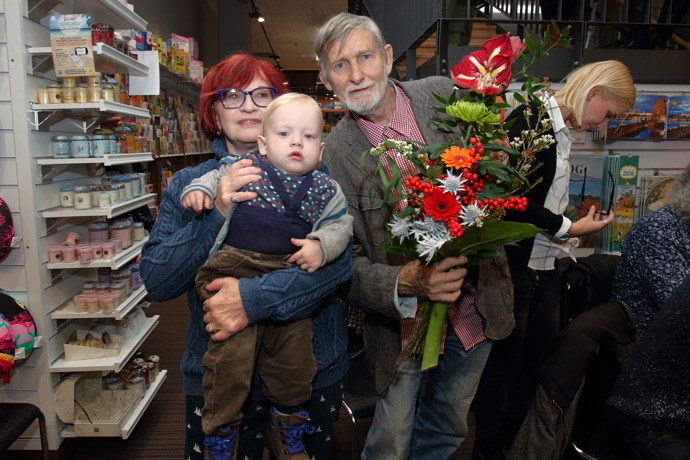 Jana Synková, Jan Schmidt a jejich vnuk Hugo.